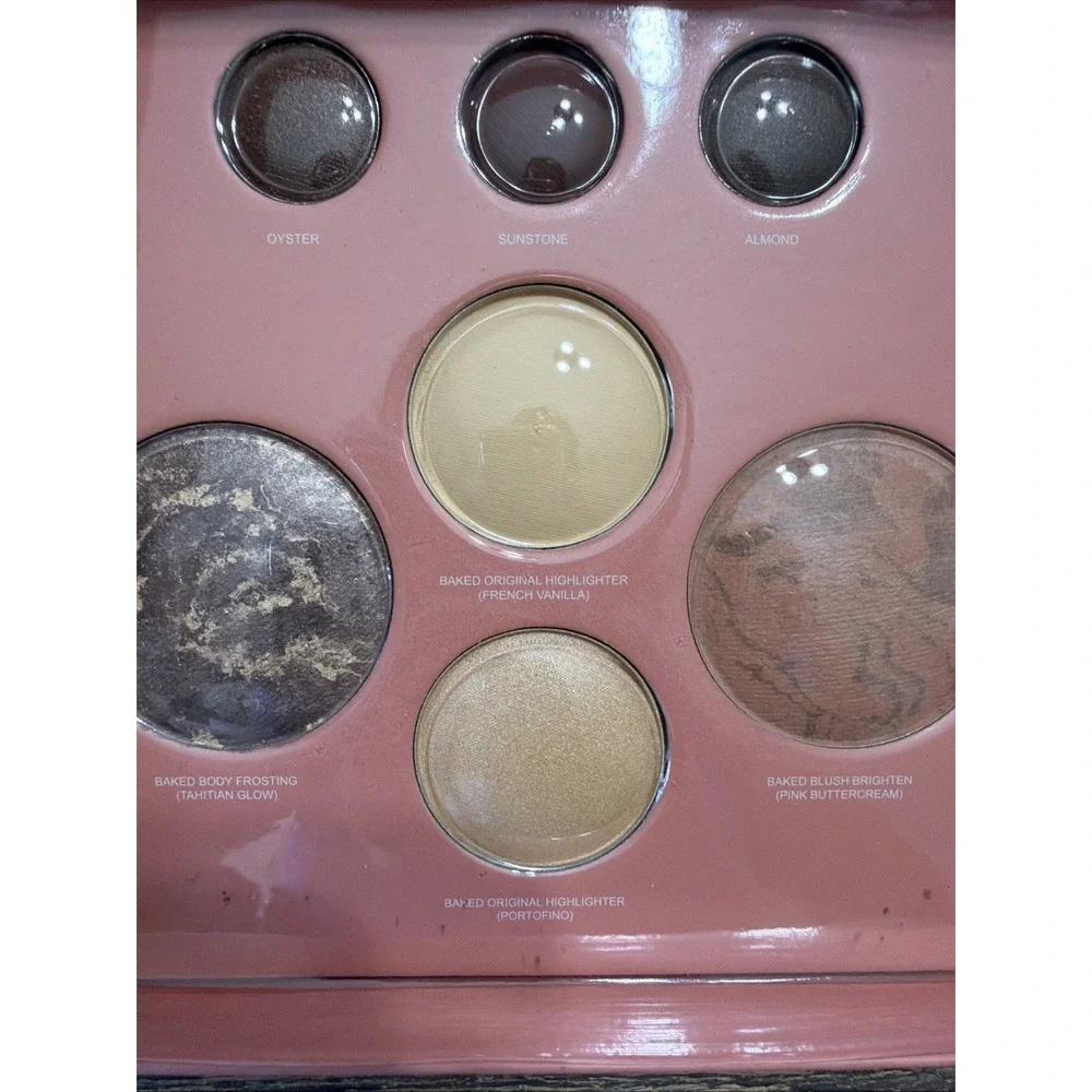 Multifunctional‎ Makeup Palette Eye Shadow Highlighter Baked Body Frosting New!